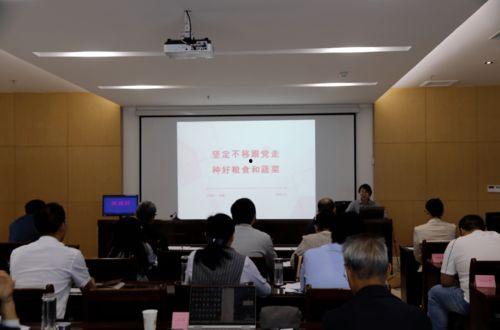 成人怎么练跑酷视频讲解,成人如何通过视频学习跑酷技巧