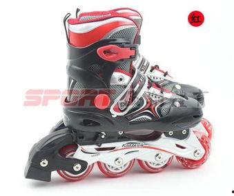 成人轮滑鞋礼包开箱视频,体验成人轮滑的乐趣与挑战