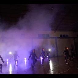 成人新年舞蹈街舞视频,成人新年舞蹈视频精彩回顾