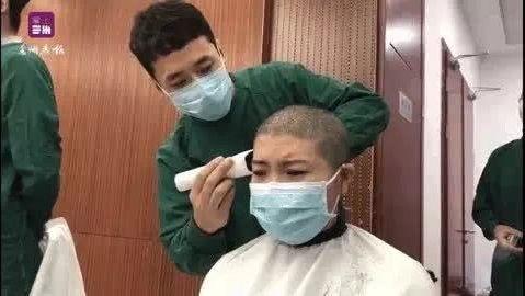 成人剃光头能改变吗视频,揭秘成人剃光头的神奇效果